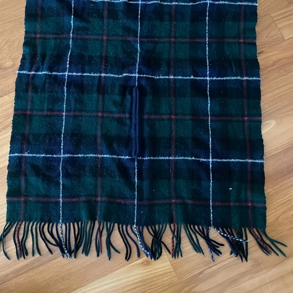 MUJI 100% wool wearable stole - Picture 2 of 3